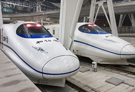 高鐵、動(dòng)車(chē)、機車(chē)